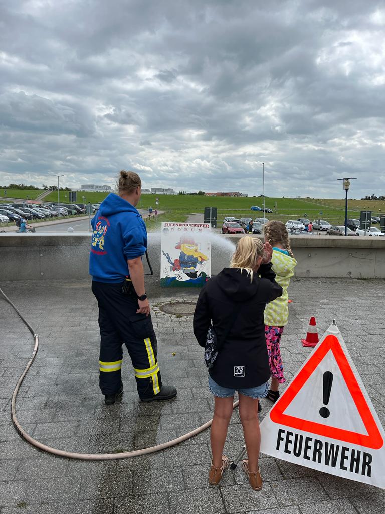 Mehr über den Artikel erfahren 16.07.2023 – Unsere Kinderfeuerwehr nimmt am Kinderfest Bambule der Kurverwaltung teil.