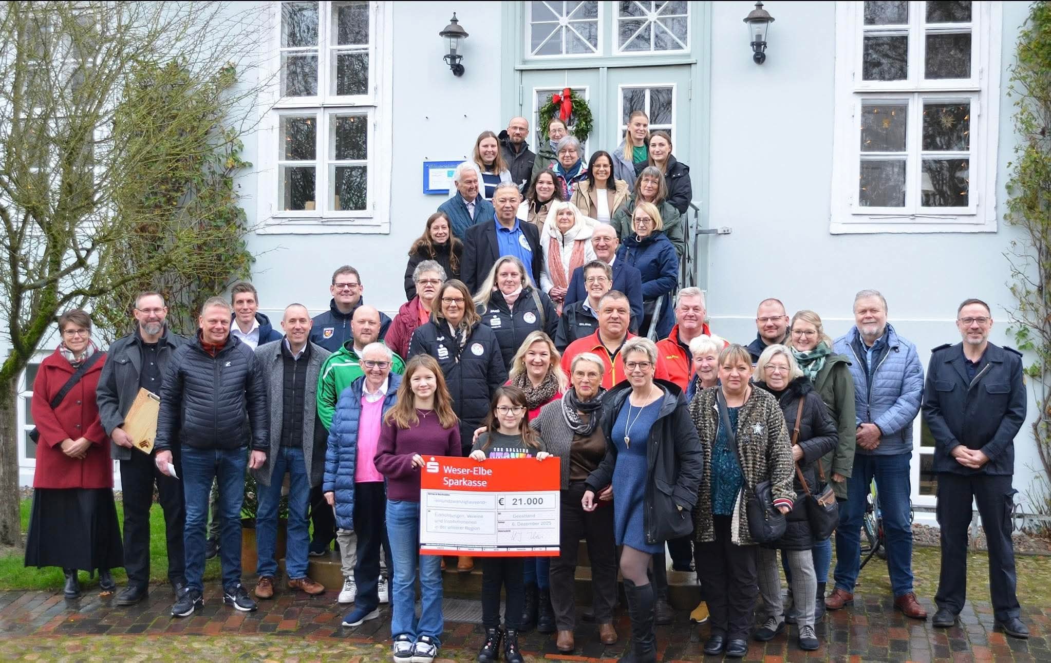 Mehr über den Artikel erfahren 2025.12.06 – Spende für Jugendarbeit