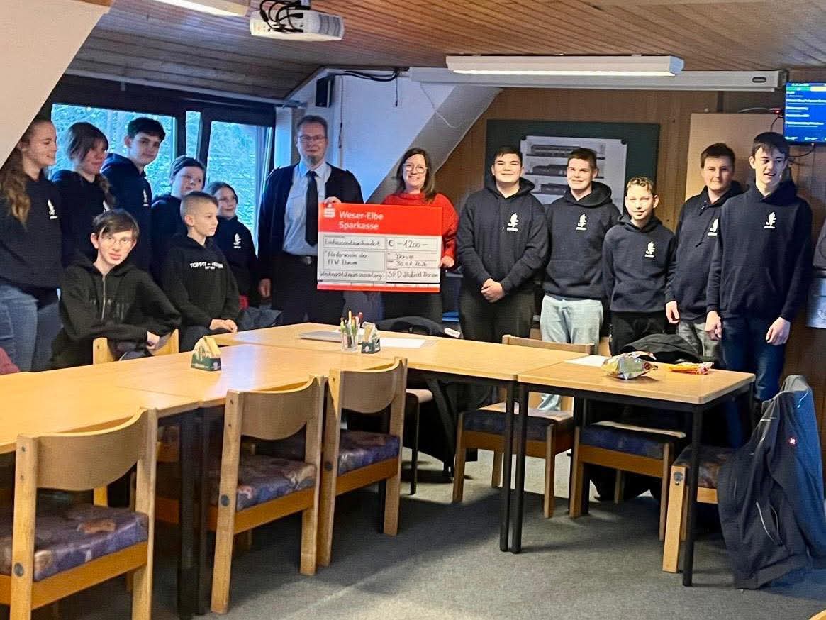 Mehr über den Artikel erfahren 2026-01-30 Spende für unsere Jugendfeuerwehr